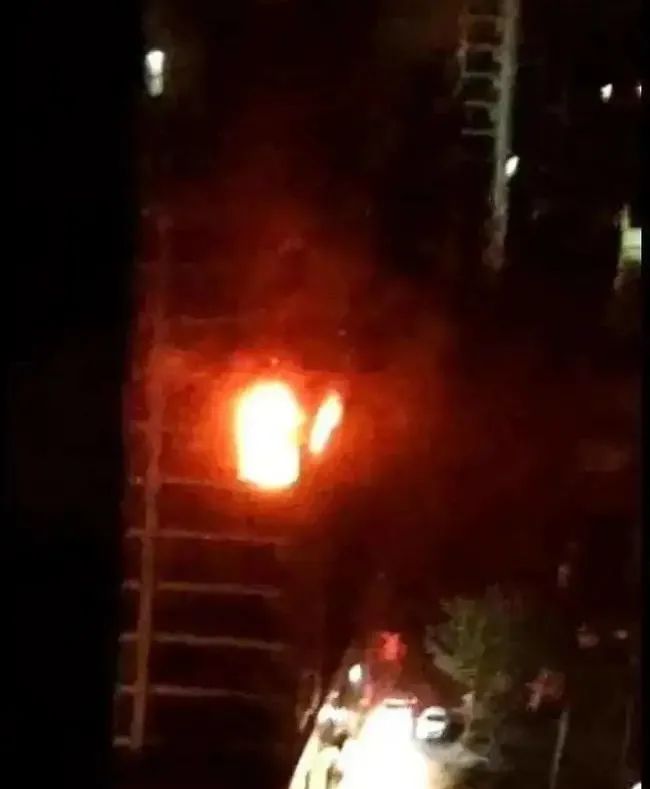 心痛！電動車又起火！2人高層逃生時跳樓身亡